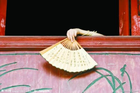 夏日来临 六种方便降温招数胜过“抱冬瓜”