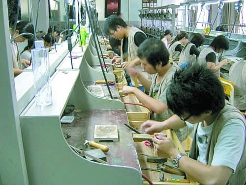 郑州万元钻戒进价3000元 “意大利工艺”深圳造