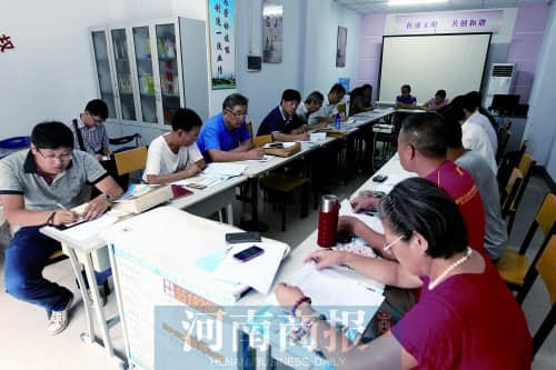 郑州市民盼公交地铁实行一卡通 优惠范围扩大