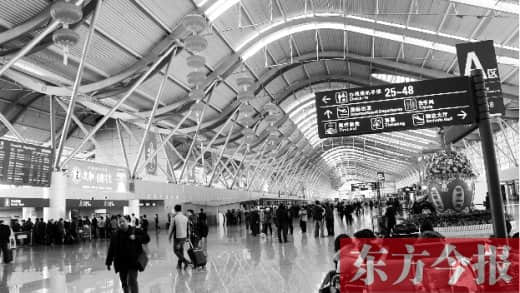 百元以下机票两年后重返郑州 8元钱“打飞的”