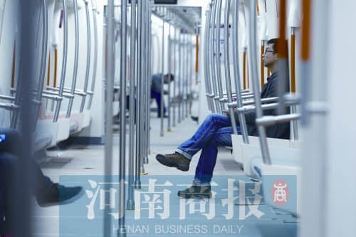 郑州地铁规定：俩小时不出站得按全程交费5元